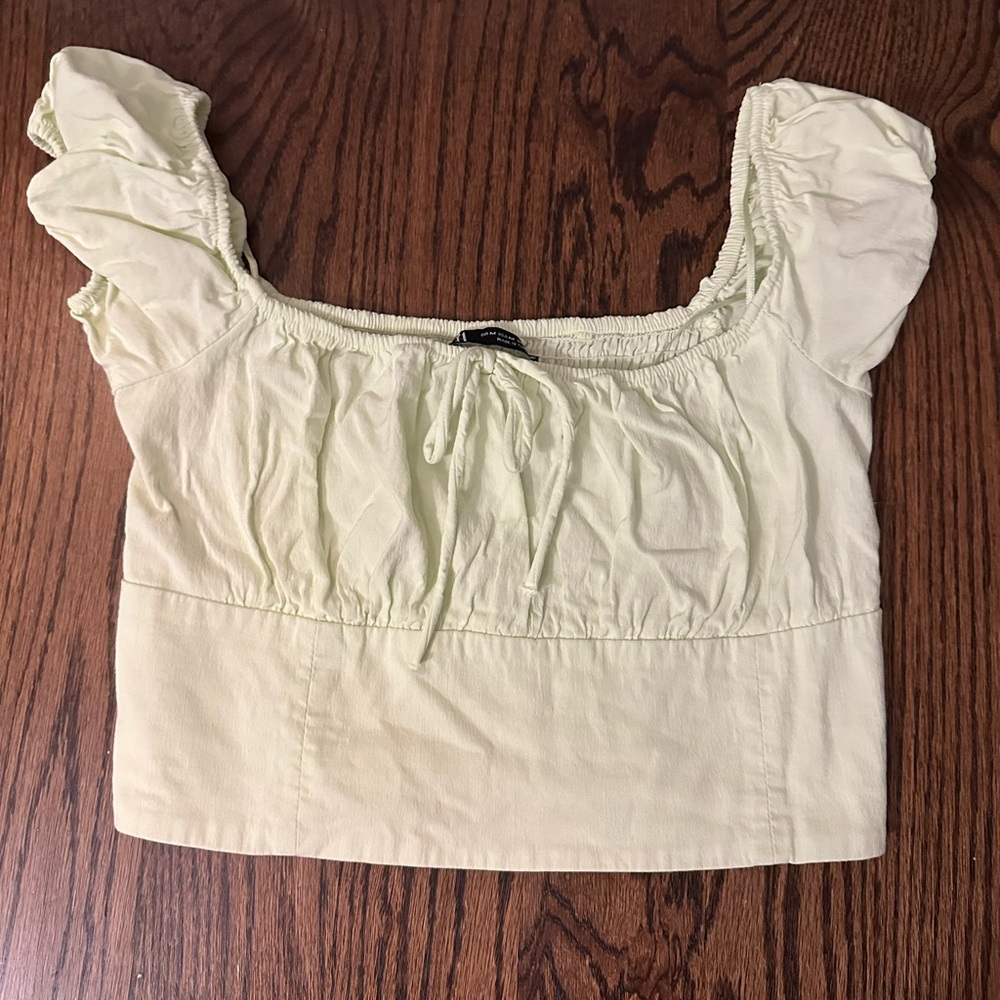 Zara Light Green Smocked Puff Sleeve crop Top